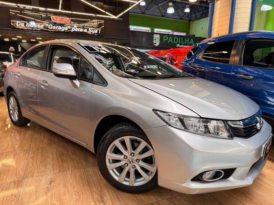 HONDA CIVIC 2.0 LXR 16V FLEX 4P AUTOMÁTICO HONDA CIVIC 2.0 LXR 16V FLEX 4P AUTOMÁTICO